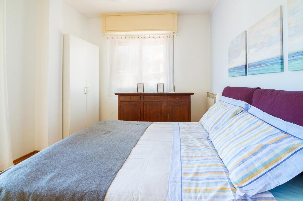Erica Home - 2 Bedrooms, Terrace, Wifi Сан Ремо Екстериор снимка