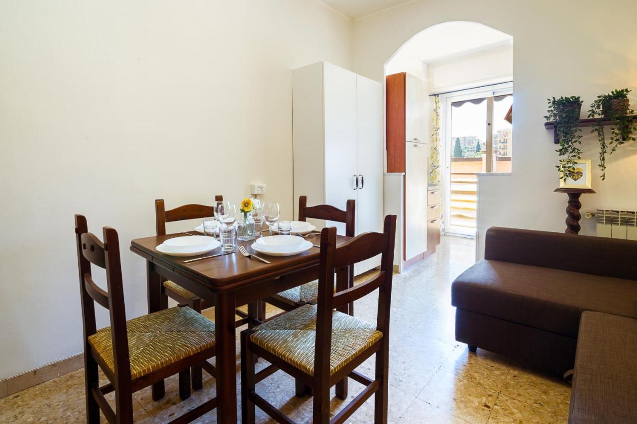 Erica Home - 2 Bedrooms, Terrace, Wifi Сан Ремо Екстериор снимка
